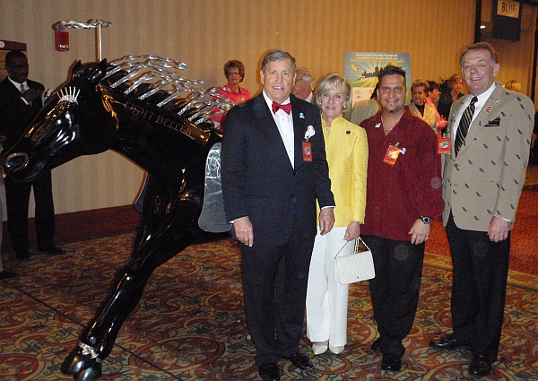 Rick Porter and Betsy Porter of Fox Hill Farms with eight belles horse and Tony Viscardi