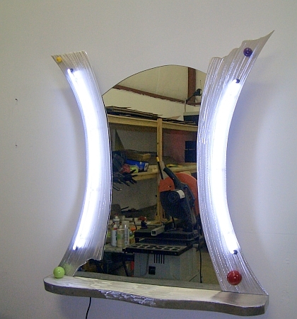 neon Mirror, neon mirrors, mirror in neon with contemporary mirror design